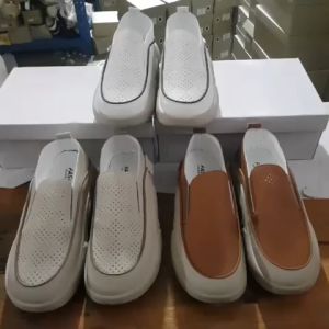 Sepatu Nyaman untuk Aktivitas Santai: Sepatu Wanita Slip On 18854