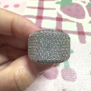 Huitan Silver Color Women Ring Full Sparkling Cubic Zirconia Fashion Versatile Wedding Party Elegant Accessories Lady Jewelry