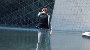 Balo Laptop  Arctic Hunter B00120 chất liệu Oxford chống thấm nước thiết kế nhiều ngăn có cổng sạc USB tiện dụng