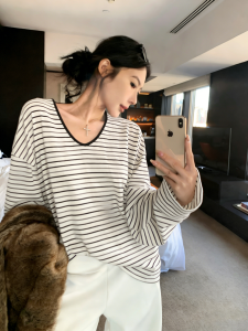 YUANYA | Relaxed Style Long Sleeve T-Shirt