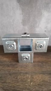 AMAZO ข้อต่อเหล็กกล่อง ข้อต่อห้าทางฉาก กัลวาไนซ์ เหล็กกล่องขนาด1.5x1.5 นิ้ว/42x42mm งานโครงสร้าง DIY