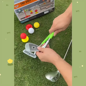 Kids Golf Set 3 Adjustable Telescopic Clubs with Balls Indoor Outdoor Sports Toy for Boys Girls