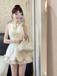 CHANGTONG | Elegant and Waist-cinched Tulle Lace Dress for Petite Women