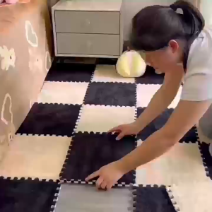 พรมจิ๊กซอว์ 1 SET 20 ชิ้น แถมฟรีขอบปิด พรมปูพื้นห้อง แผ่นรองพื้น ผิวสัมผัสที่นุ่ม ขนาด30x30 หนา 1 ซม.