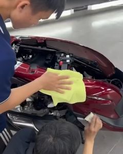 Sáp AUTOSHINE PRO 300g Chuyên Đánh Bóng Xe Máy Ô Tô Phủ Ceramic Wax Làm Đẹp Bóng Xe - Đánh Sạch Vết Xước Tặng Mút Khăn Lau