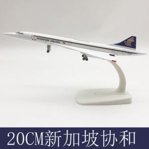20CM Miniatures Plane Concorde Air Singapore Airplane diecast Model Airliner boys toys Alloy Diecast Plane Collectible Aircraft