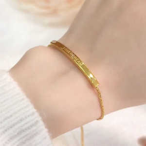 สร้อยข้อมือเปิดโลหะผสมไททาเนียมสไตล์วินเทจสีไม่ซีดจางสำหรับผู้ชายและผู้หญิง สร้อยข้อมือแบบเปิดสไตล์ลำลองที่สวมใส่สบาย