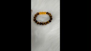 Vòng tam hợp hợi mão mùi chất liệu mắt hổ vàng nâu tự nhiên - size 8 10 12ly cho người mệnh thổ mệnh kim - có khai quang điểm nhãn may mắn tài lộc - bảo hành 12 tháng - PHONG THỦY ANH VŨ