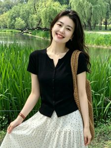 V.C.I | V-Neck IcySilk Short Sleeve T-Shirt