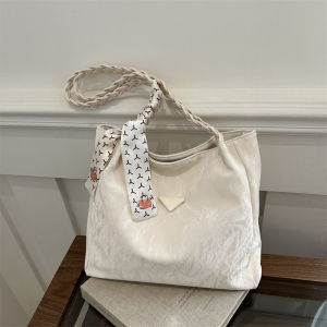 Womens Bag 2024 New Arrival K-style Minimalist Texture Solid Color Fashion Trendy Silk Scarf Easiest for Match Shoulder Bag Commuter Tote