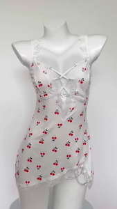 Touching.Me💕💕 ชุดนอนเซ็กซี่ ลูกไม้ลูกไม้ รูปแบบเชอร์รี่ กระโปรงสะโพกสลิง เซ็กซี่และหวาน ชุดนอนสิ่งล่อใจ