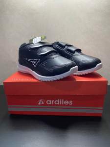 Sepatu Ardiles Minjun Hitam/ Putih Size 33-35