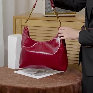 URCDN RDALVO | Luxury Vintage Oil Wax Leather Tote Bag