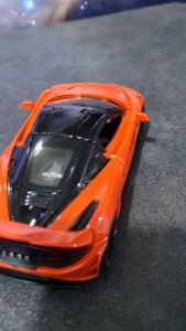 Diecast Miniatur Mainan Mobil Sedan Sport Balap Mclaren 675LT Besi Metal LED 1/32