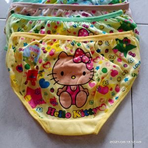 Celana Dalam Anak cewek usia 8-10 tahun motif Hello Kitty