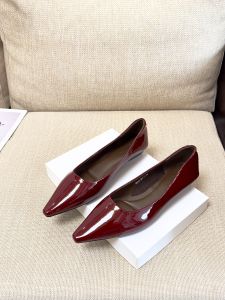 รองเท้าส้นแบนหัวแหลมสีดำ ทรงฝังสี พื้นยาง สำหรับผู้หญิง รองเท้าหนัง PU สำหรับใส่ไปทำงาน ส้นแบน สวมใส่สบาย ระบายอากาศได้ดี