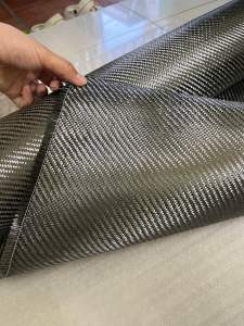 1kg keo epoxy resin bao gồm keo A và chất làm cứng B + 2 mét vuông vải carbon chéo 240g