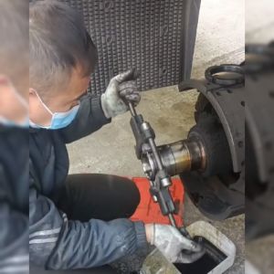 ชุดซ่อมเกลียวเพลา ตัวแก้ไขเกลียวปลอกเพลาครึ่ง เครื่องมือซ่อมเกลียวเพลาให้เหมือนใหม่ เครื่องมือซ่อมรถยนต์ 6 ล้อ 10 ล้อ สินค้าพร้อมส่ง