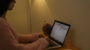 Diffuser Ultrasonic Aromaterapi 180 ML 7 Warna