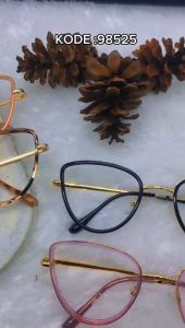 Kacamata Lensa Photocromic dan Lensa Antiradiasi Freem Fuul Titanium Buat Pria dan Wanita Free Box dan Lap Kacamata