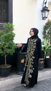 gamis hitam ori jetblack bordir daisy by sabella abaya