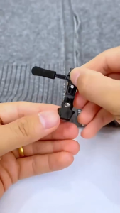 Universal Zipper Repair Kit Instant Zipper Slider Replacement Zipper Head Rescue Fixer 3 Sizes for Luggage Clothes Bags