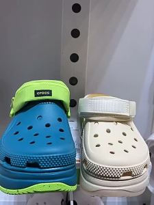 cross แท้  Hiker Xscape clog รองเท้าใส่ไปทะเล รองเท้าพื้นหนา#208365