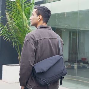 Trendy Men Nylon Crossbody Sling Messenger Bag Travel Sling Shoudler Casual Gym Beg Korean Korea Style