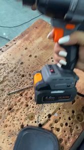 Máy siết bulong pin HUKAN HM21-G2-CVBL375 Lực Siết 375N.m Đầu 2 Trong 1 Chân Pin Phổ Thông