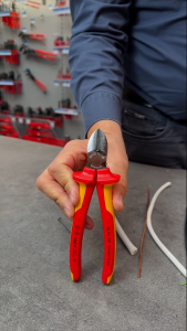 KNIPEX 70 06 160 VDE 1000V Insulated Diagonal Cutter 160mm Original Germany Heavy Duty Electrician Wire Cable Snipper Side Cutting Pliers Tool