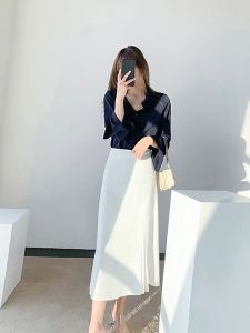 Malaysia Office OL Wear Blouse New early spring loose and thin all-match casual French polo collar long-sleeved women T-073