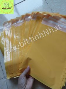 Túi niêm phong túi gói hàng có sẵn keo dán loại dày 2 lớp PE dẻo màu vàng