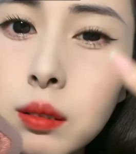 อายแชโดว์ทาตา เนื้อดินน้ำมัน ใยไหม แท้ ประกายชิมเมอร์ สีสวย เนื้อละมูน ติดทน กันน้ำ 5077