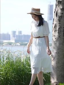 Koradior | Autumn New Lace Spliced Fashionable Waist-contracting Dress