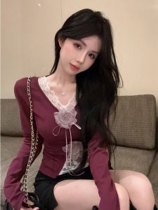 GUZILIAN | French Lace Splice V-neck Color Block Long Sleeve T-shirt Retro Floral Decoration Waist-cinching Slim Fit Base Shirt