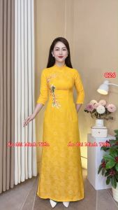 Áo Dài Chất Liệu Gấm Hoa Cao Cấp Họa Tiết Thêu Thủ Công Tỉ Mỉ - Mã C26 Màu Vàng