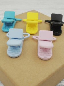 12 Colors Available Colorful Cute Plastic Clip Environmental-Friendly Pp Plastic Fork Clip Multi-Purpose Clip Safe Baby Clip