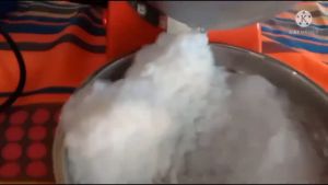 เครื่องใสน้ำแข็งบด 2วินาที การใช้งานง่าย บดน้ำแข็งสวิตช์ไฟ