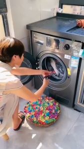 LAUNDRY GEL BALL DETERJEN / SABUN CUCI BAJU DETERGEN BREAD ANTISEPTIK