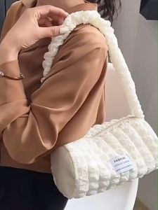 # กระเป๋าสะพายคล้องเเขนแฟชั่นวันรุ่นผู้หญิงมาใหม่ ราคาบริบท WJ9925