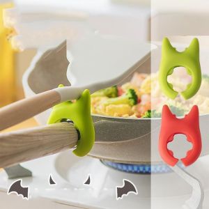 【XZsunflower 】2Pcs Creative Devil Shaped Spatula Rack Holder for Pot Lid And Soup Spoon Silicone Pot Clip Spoon Rest Kitchen Spoon Holder