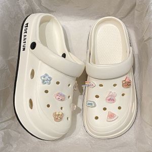 รองเท้าแตะส้นหนาลายรูน่ารักสำหรับผู้หญิงในช่วงฤดูร้อนปี 2025 รองเท้าแตะชายหาดสำหรับใส่กลางแจ้ง รองเท้าแตะสำหรับคู่รัก