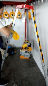 Tời tay tự khóa tải trọng 1200 đến 2600lbs phụ kiện nâng hàng kèm ròng rọc và cáp dài 5m/10m