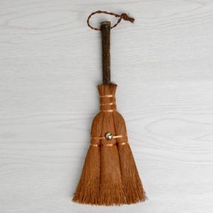 Mini Cleaning Broom And Dustpan Set for Kitchen Stove Bedroom Dusting Wall Window Gap Sweeper Bed Brush Natural Plant Material