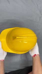 Mũ bảo hộ lao động mũ công nhân cài dắt màu vàng ( Dũng Phong )