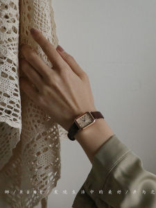 Rune Deer Na หญิงนาฬิกา Retro สไตล์ควอตซ์สายหนังนาฬิกาข้อมือหญิงหรูหรา Vintage Coffee Race Design