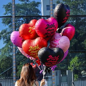 New Years Eve Skyfilling Heart Shaped Aluminum Foil Balloons Helium Floating Atmosphere Decorations Celebration Supplies