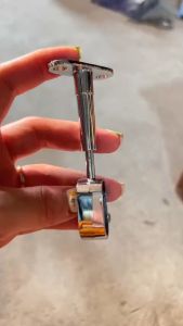 Pát tăng chỉnh treo suốt thanh giữa tủ áo ( pát giữa) - hàng loại 1 dày sáng bóng