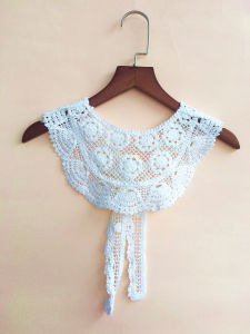 Summer Thin Sun-Protective Lace Outerwear with Versatile Fake Collar Scarf Small Shawl Hook Flower Linen Triangle Scarf for Men and Women