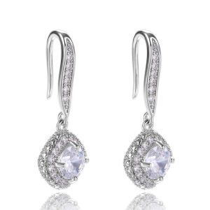 Hợp Thời Trang Huitan Sang Trọng Màu Bạc Vuông Thả Bông Tai Đính Đá Zircon Hình Học Nữ Trang Sức Thời Trang Cho Đám Cưới Phụ Kiện Cô Dâu